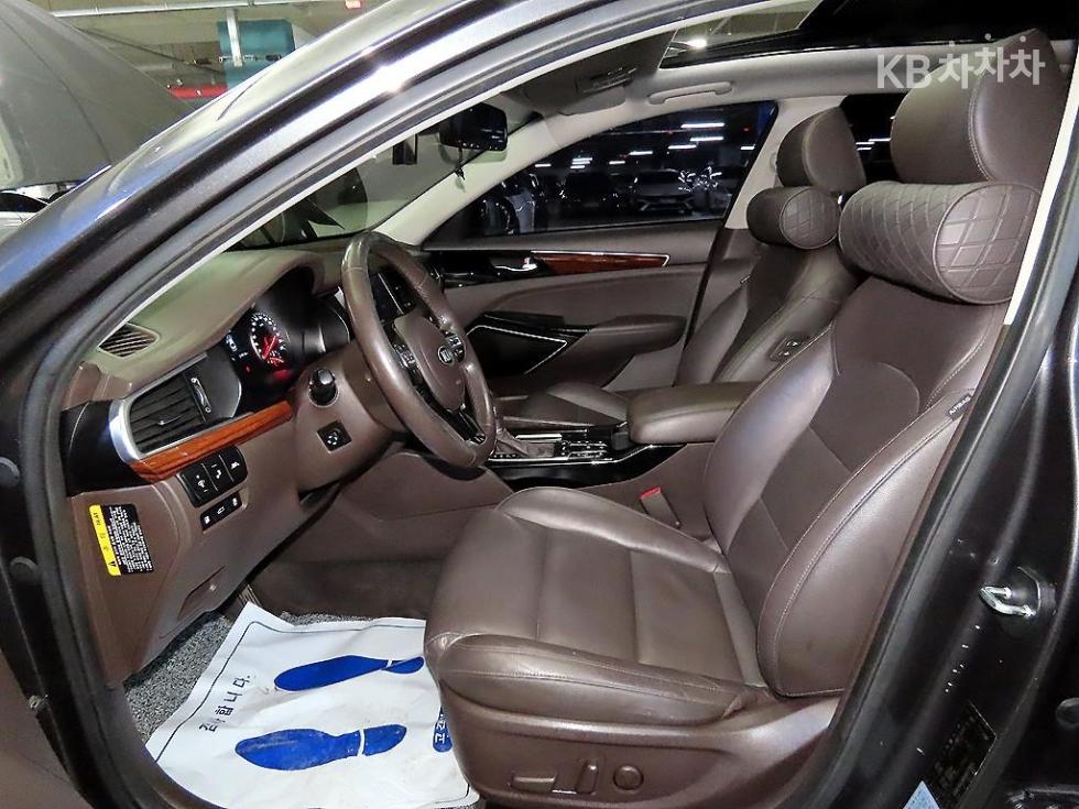 2016 - kia k7