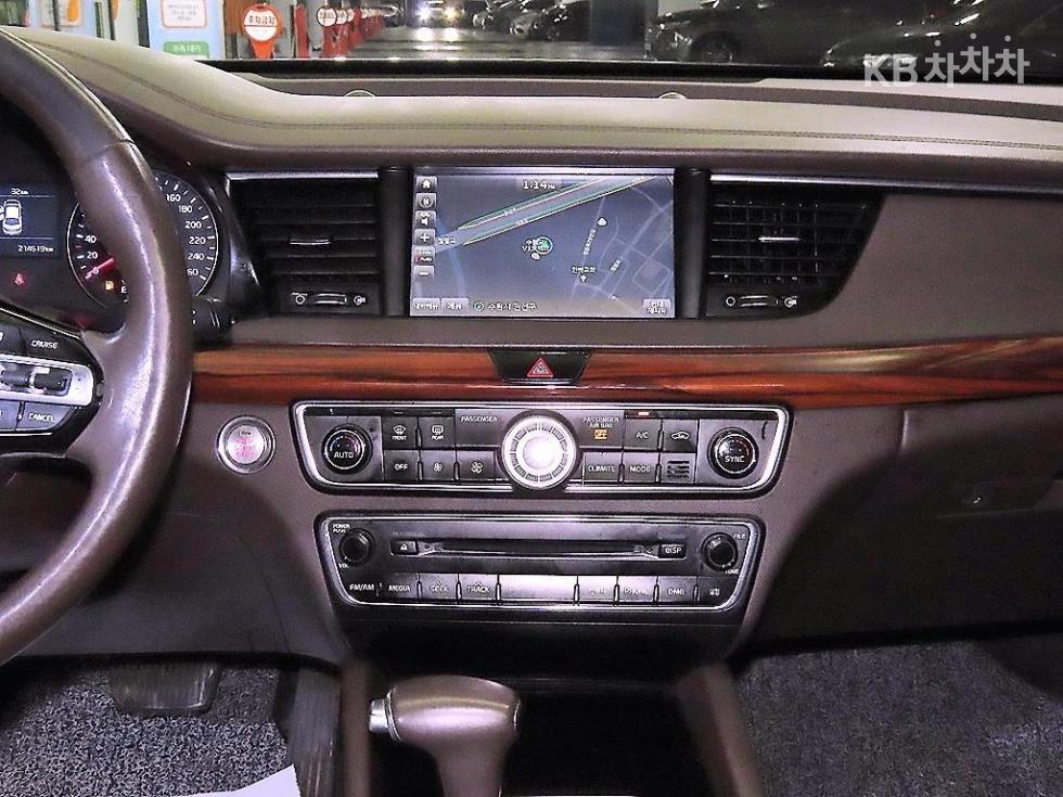 2016 - kia k7