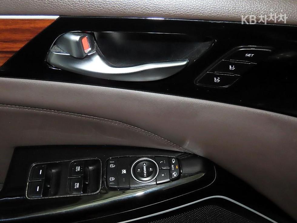 2016 - kia k7