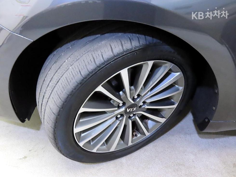2016 - kia k7