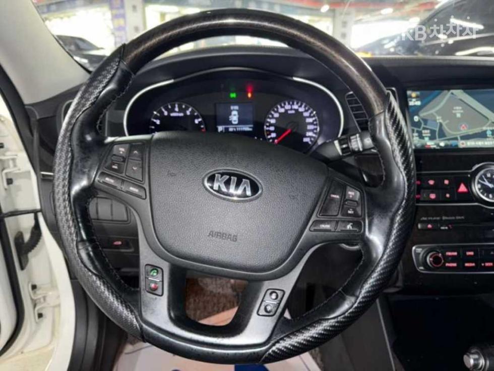 2013 - kia k7