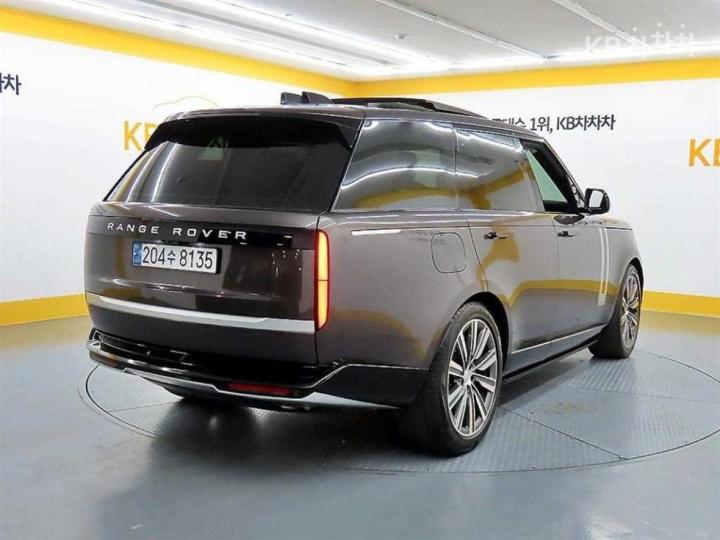Land Rover Range Rover — miniaturë 4