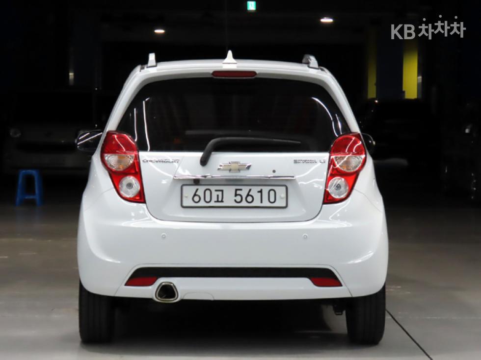 Chevrolet Spark — miniaturë 3