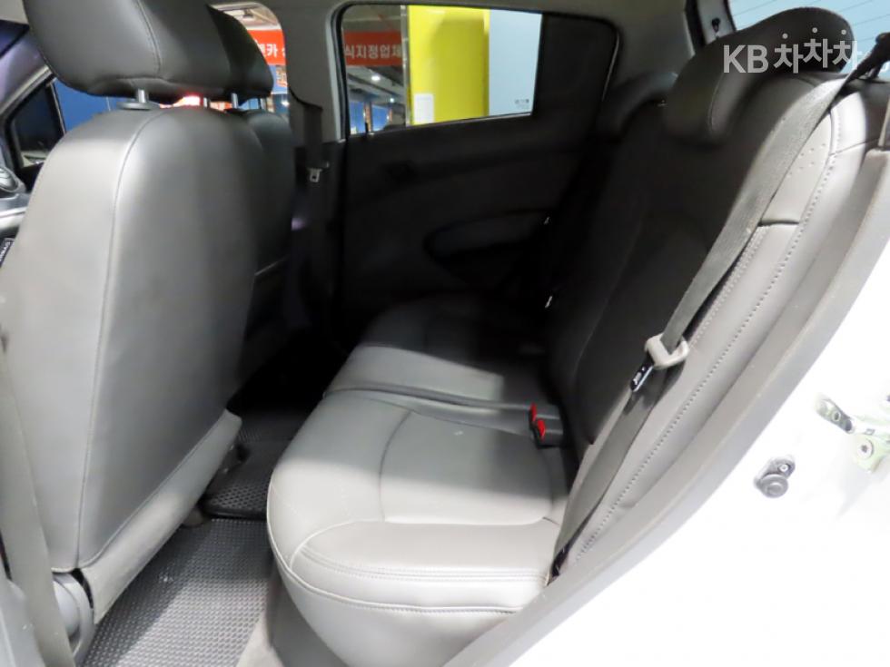 Chevrolet Spark — miniaturë 7