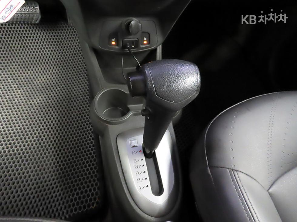 Chevrolet Spark — miniaturë 14