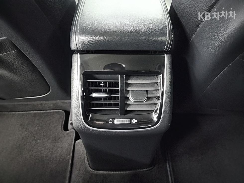 2020 - kia k7