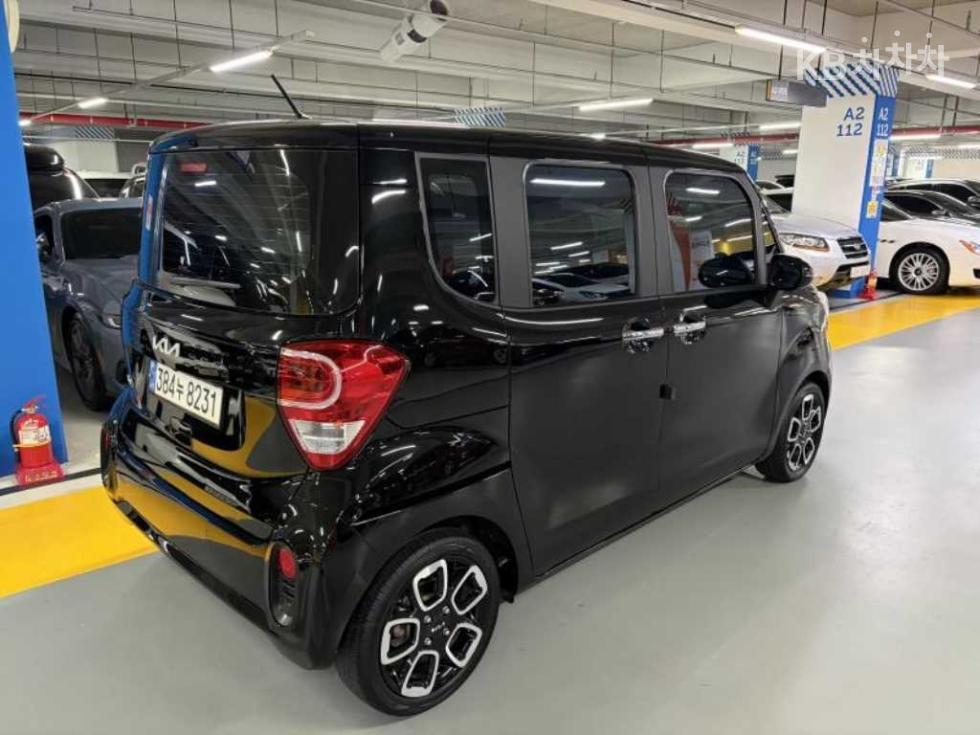 2022 - kia ray
