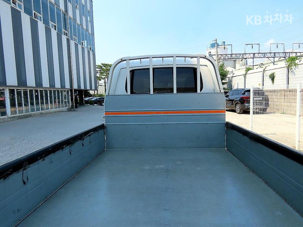 2022 - kia bongo iii