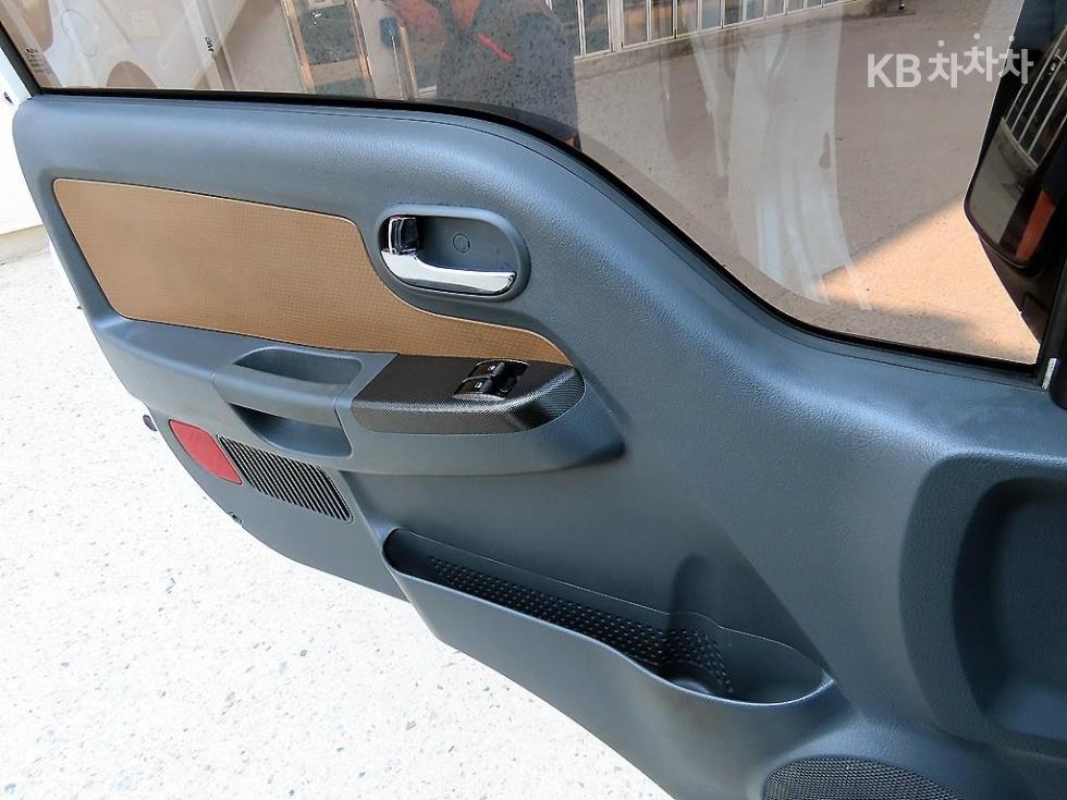 2022 - kia bongo iii