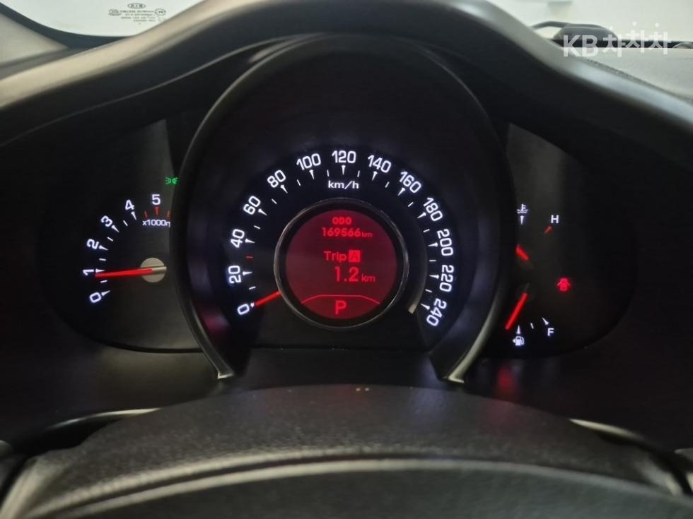 2013 - kia sportage