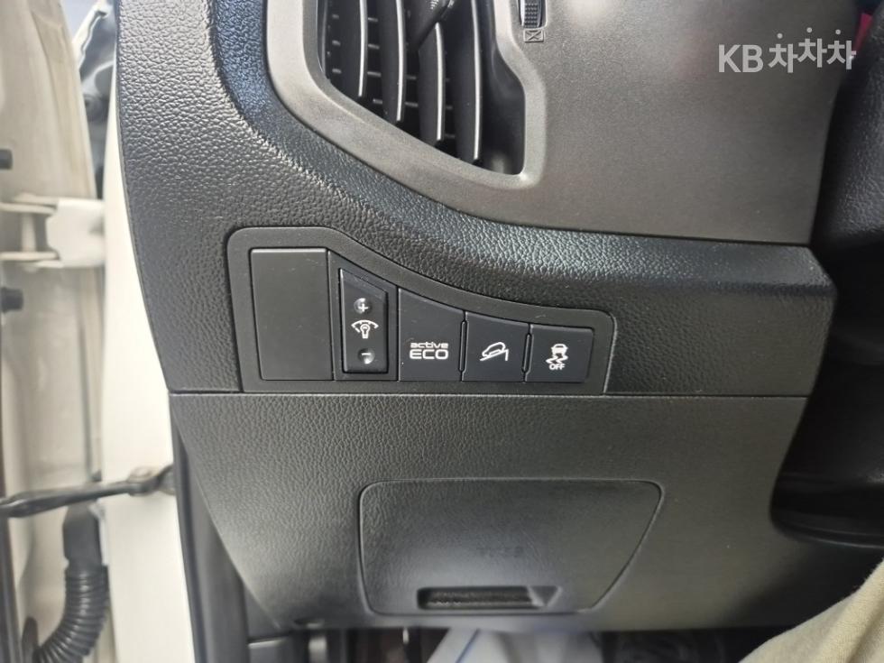 2013 - kia sportage