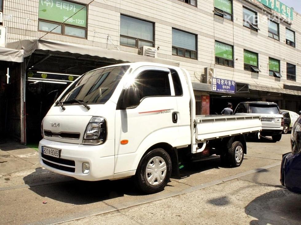 2022 - kia bongo iii