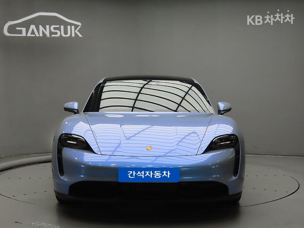 2021 porsche taycan
