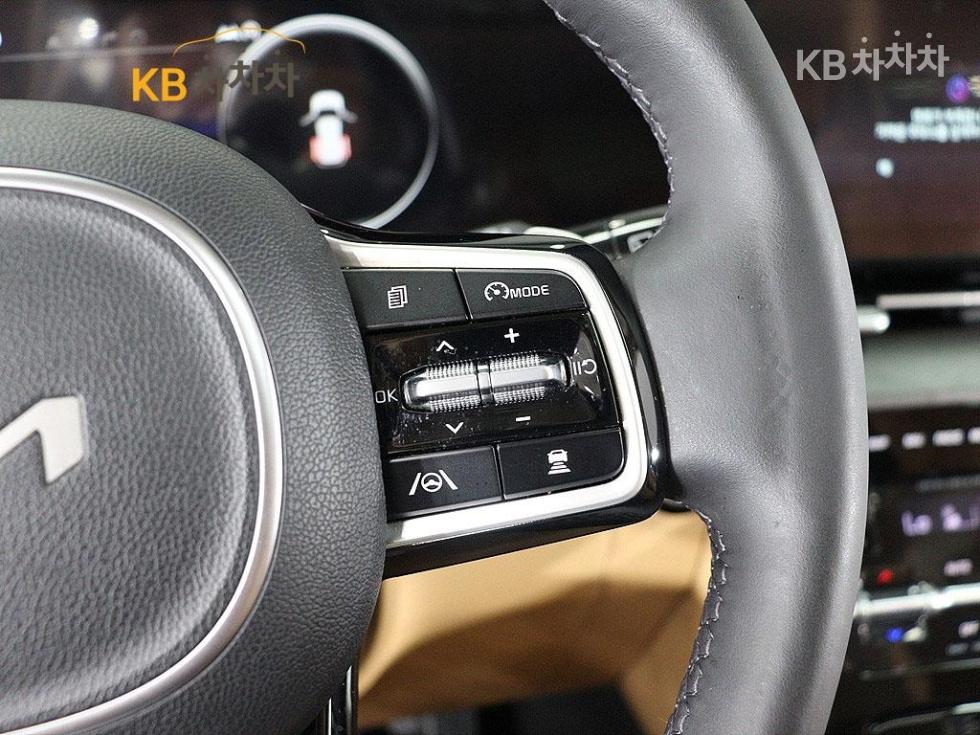 2022 - kia carnival