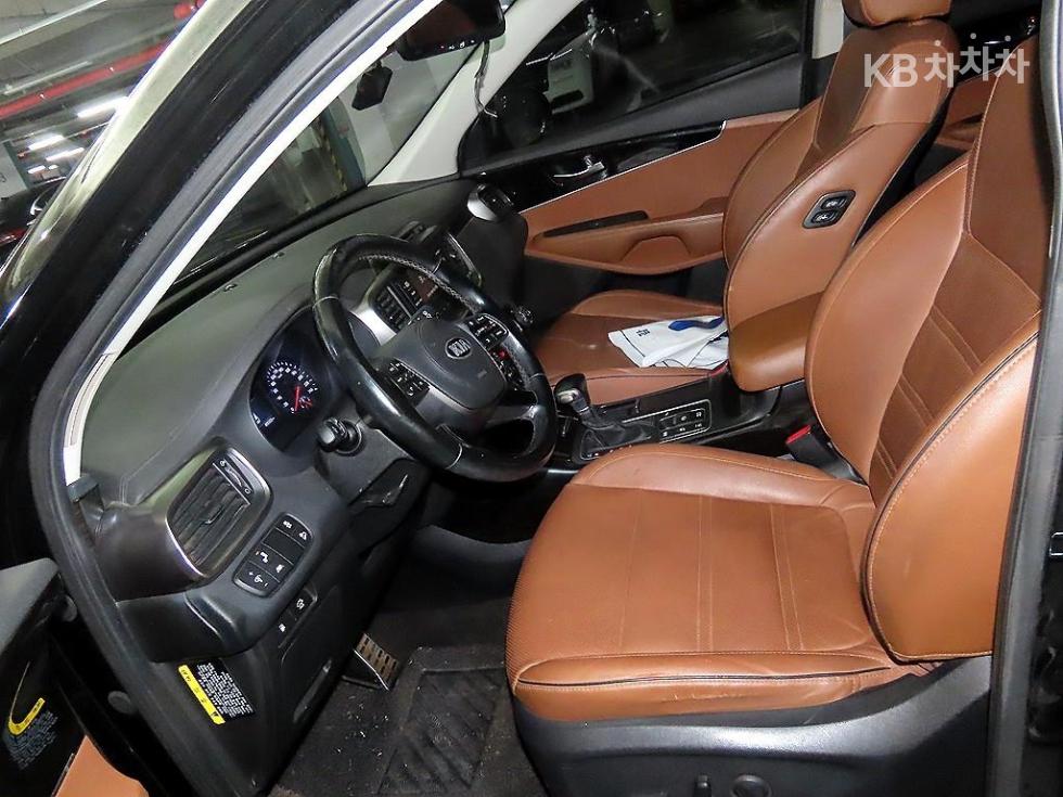 2019 - kia sorento