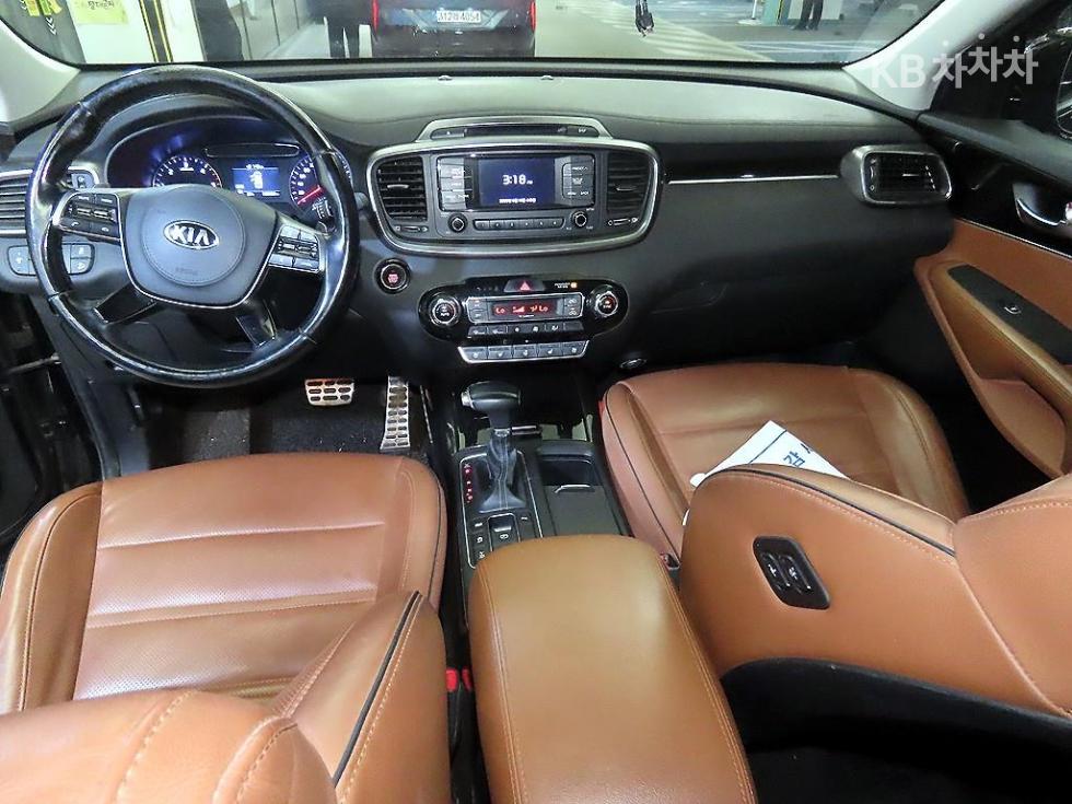 2019 - kia sorento