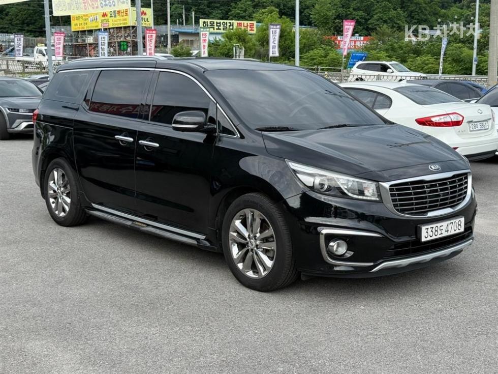 2018 - kia carnival