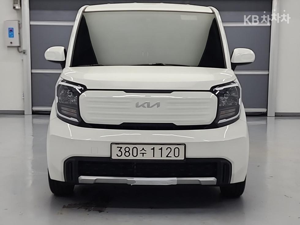 2023 - kia kia