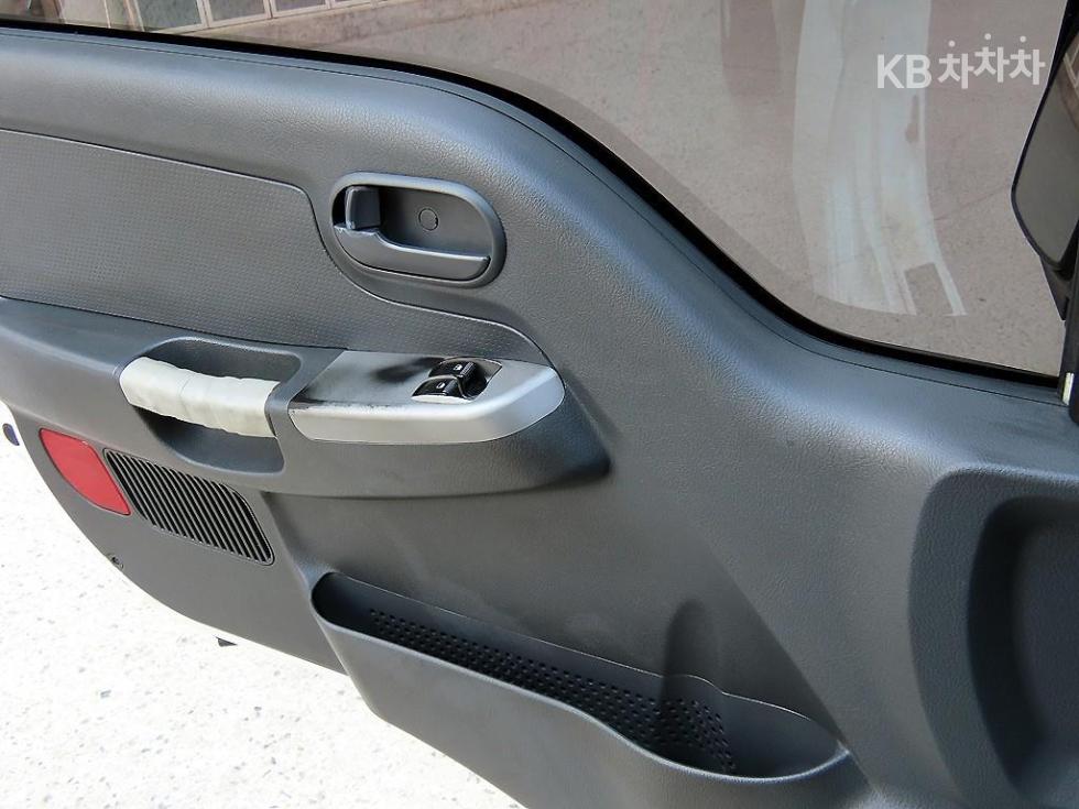 2018 - kia bongo iii