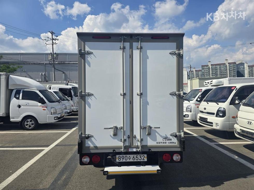 2025 - kia bongo iii