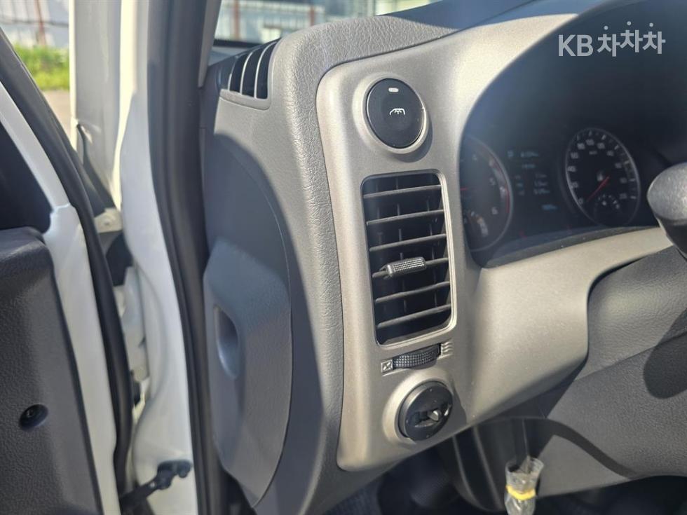 2025 - kia bongo iii