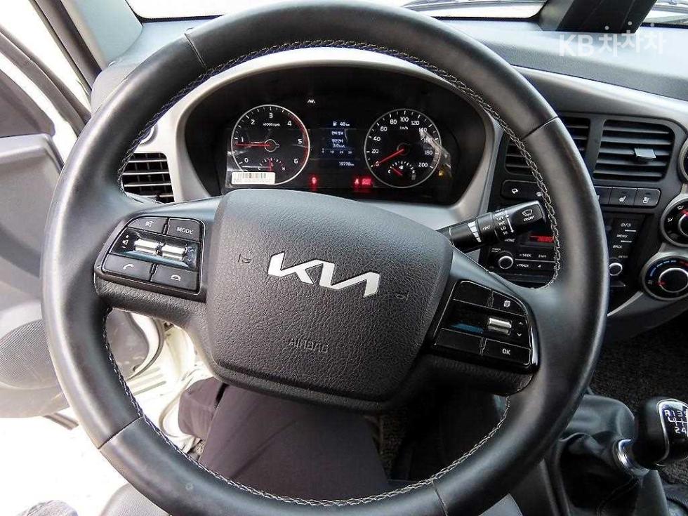 2024 - kia bongo iii