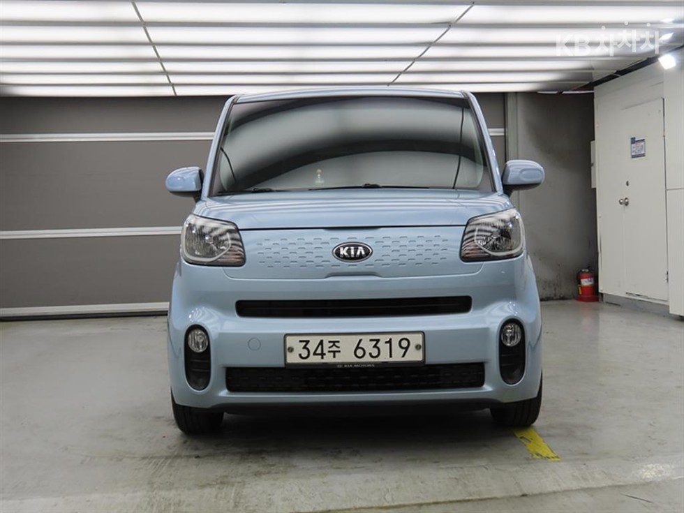 2018 - kia ray