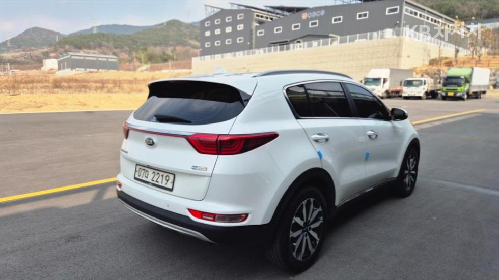 2017 - kia sportage