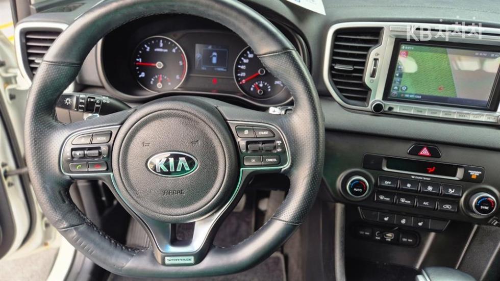 2017 - kia sportage