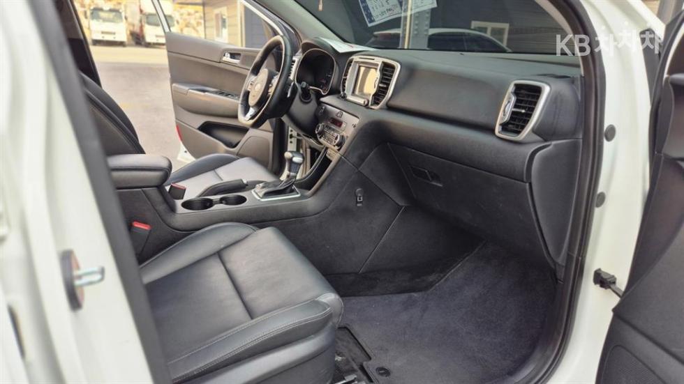 2017 - kia sportage