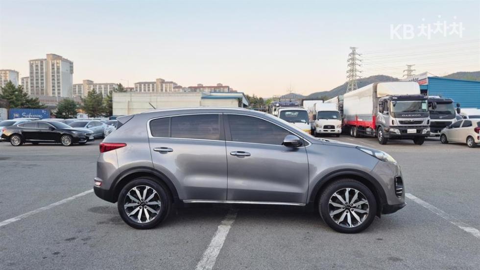 2017 - kia sportage