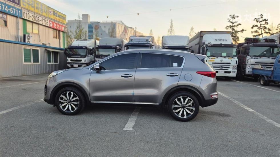 2017 - kia sportage