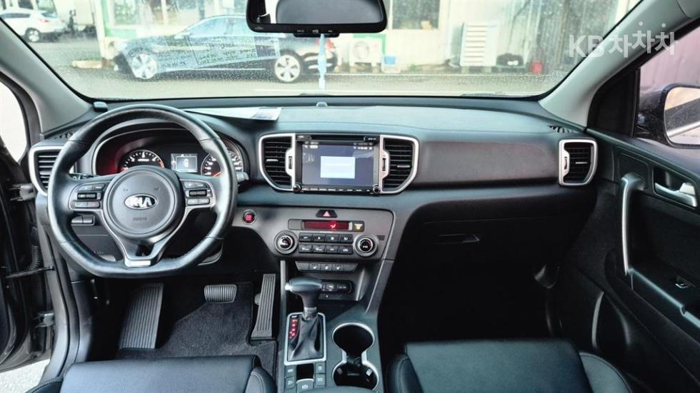 2017 - kia sportage