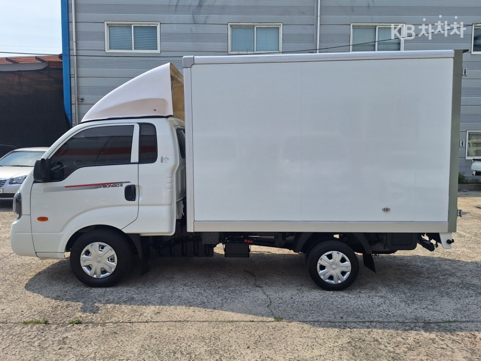 2025 - kia bongo iii