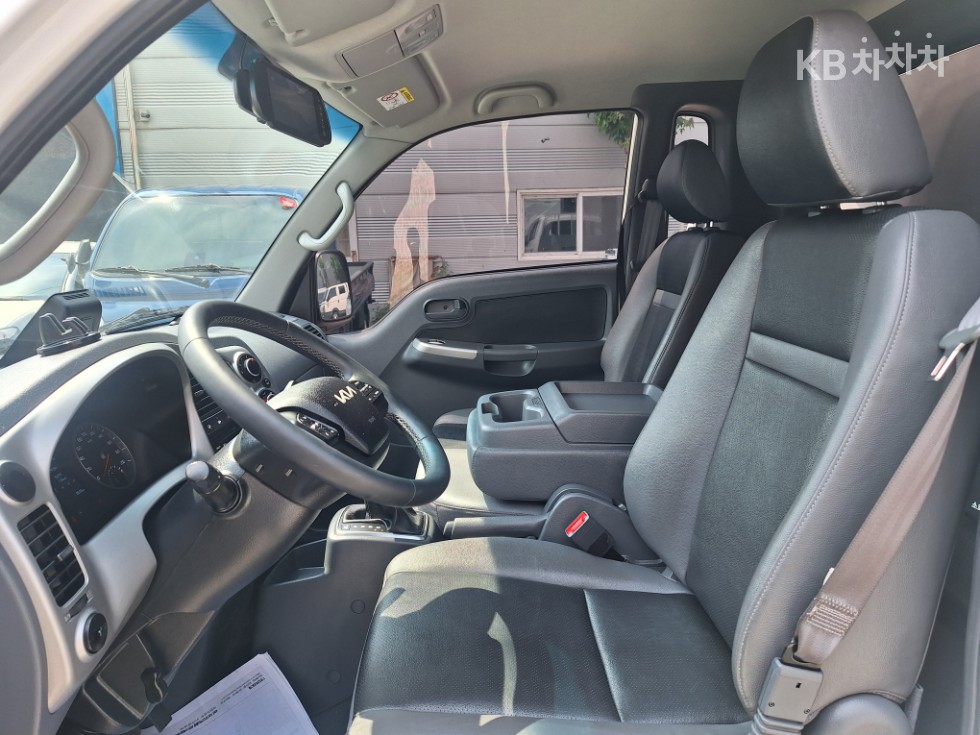 2025 - kia bongo iii