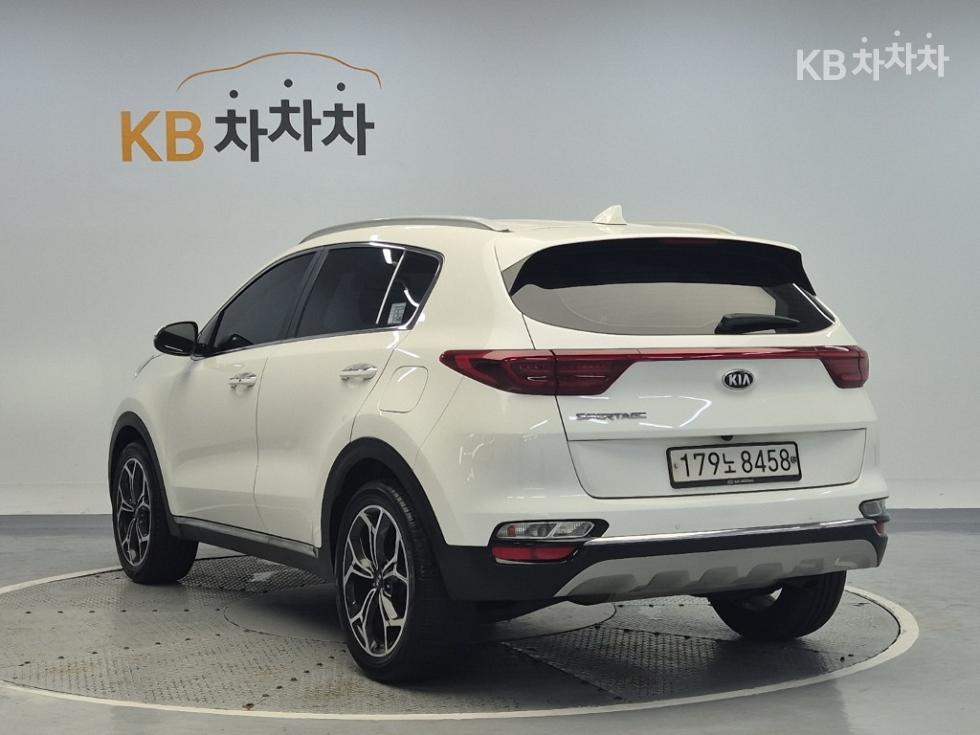 2020 - kia sportage