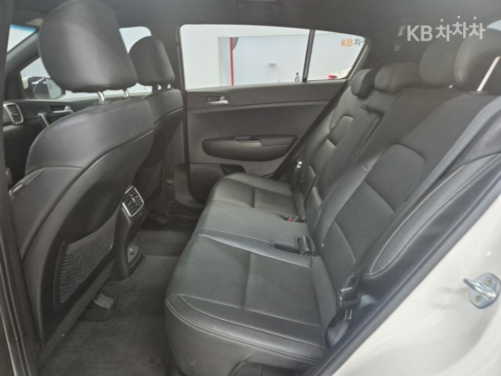 2020 - kia sportage