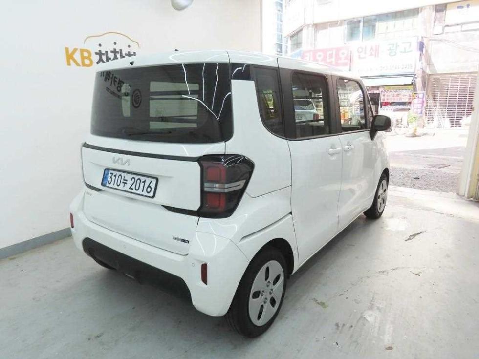 2023 - kia ray