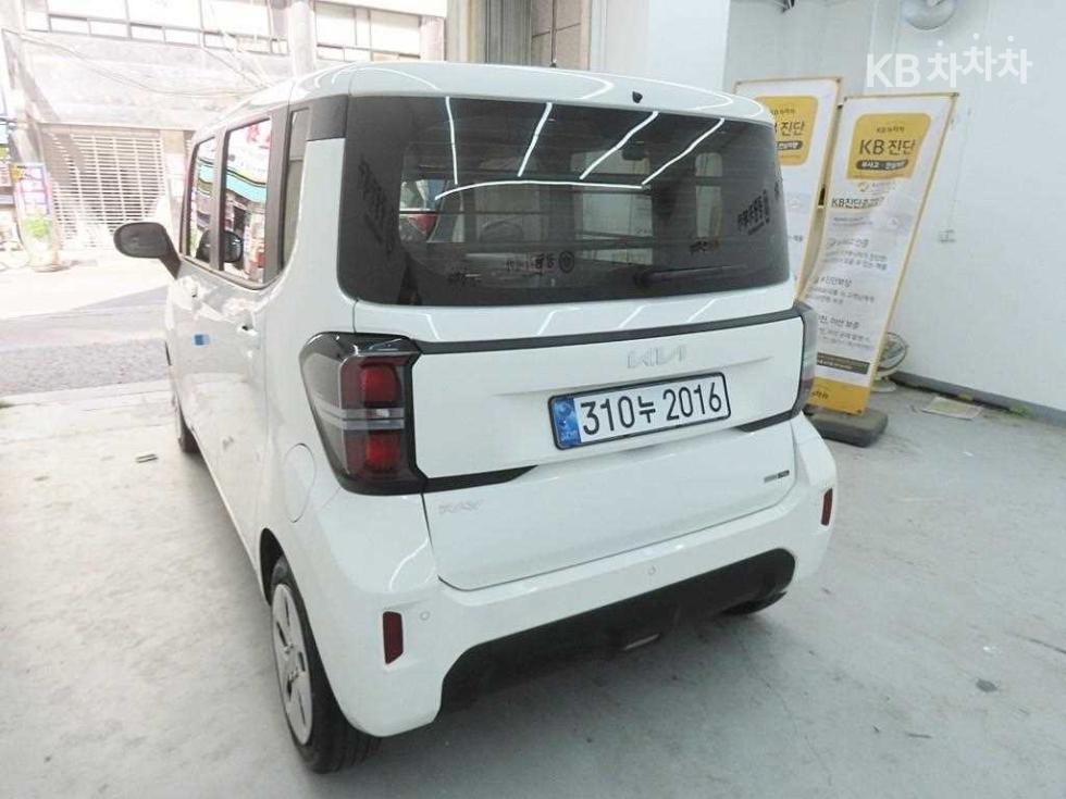 2023 - kia ray