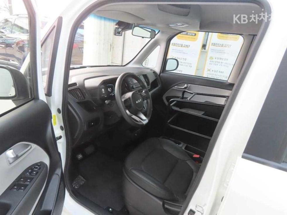 2023 - kia ray