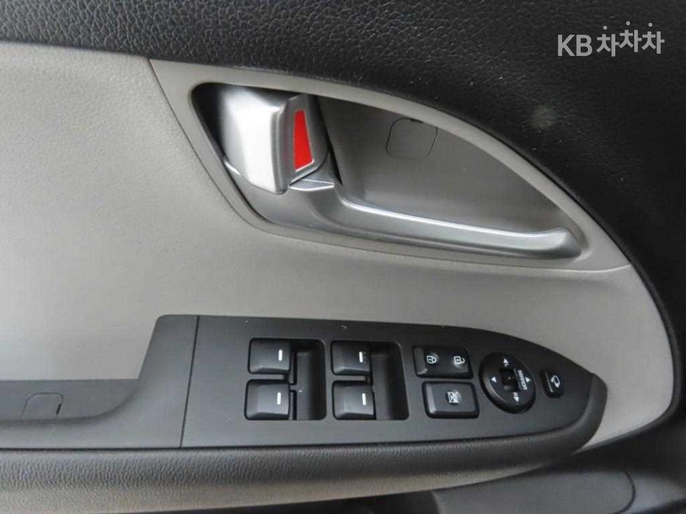 2023 - kia ray