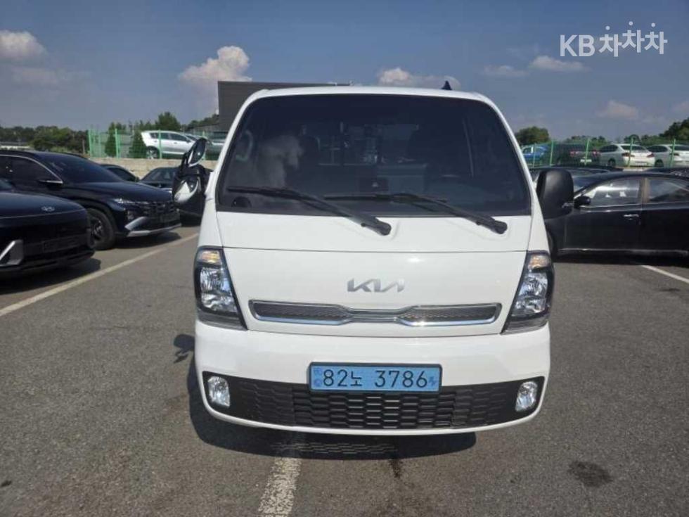 2023 - kia bongo iii