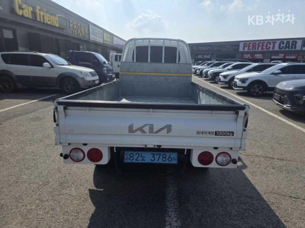 2023 - kia bongo iii