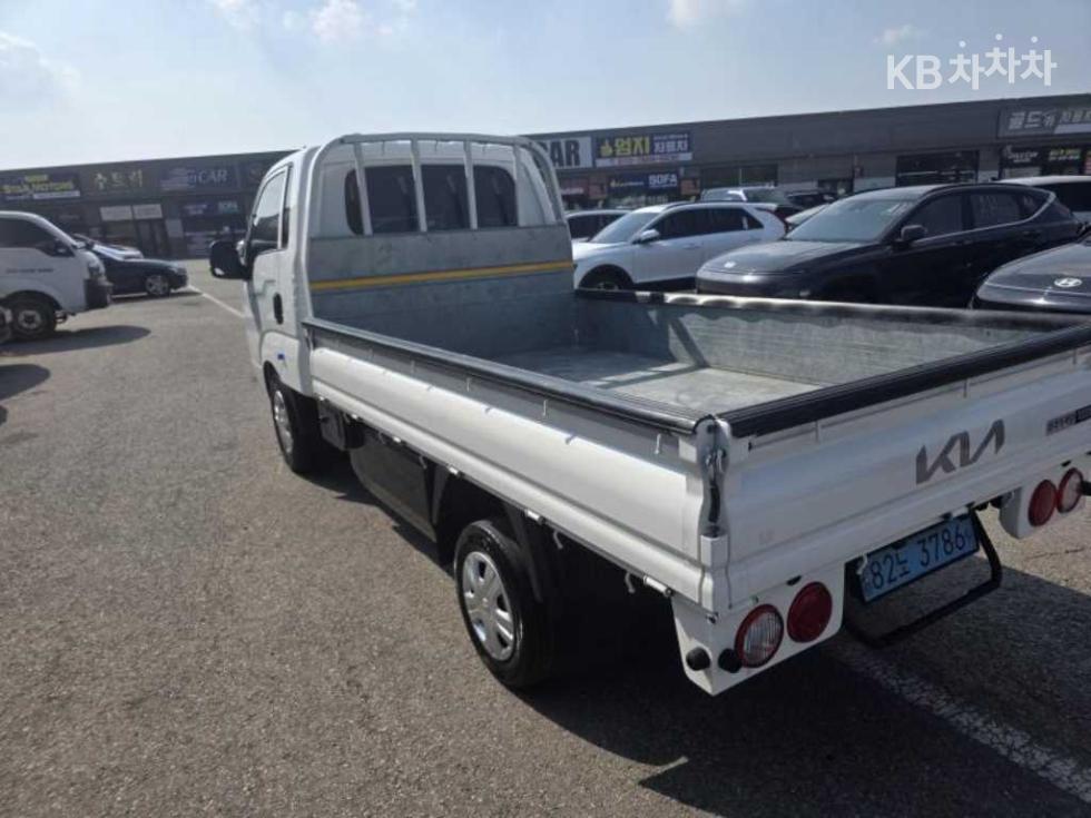 2023 - kia bongo iii