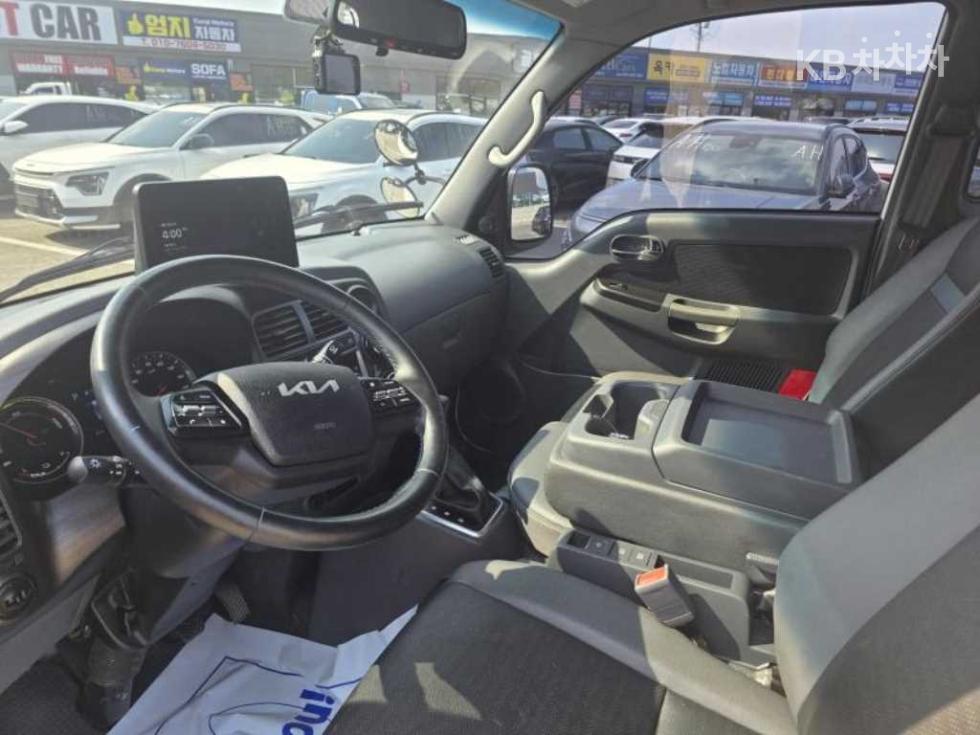 2023 - kia bongo iii