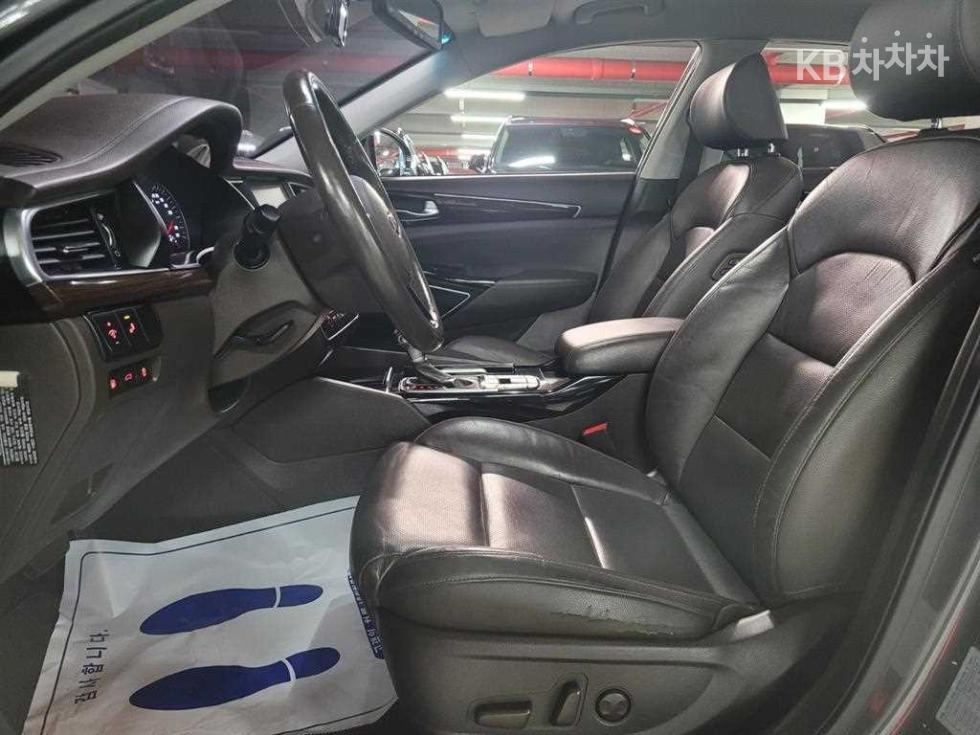 2018 - kia k7