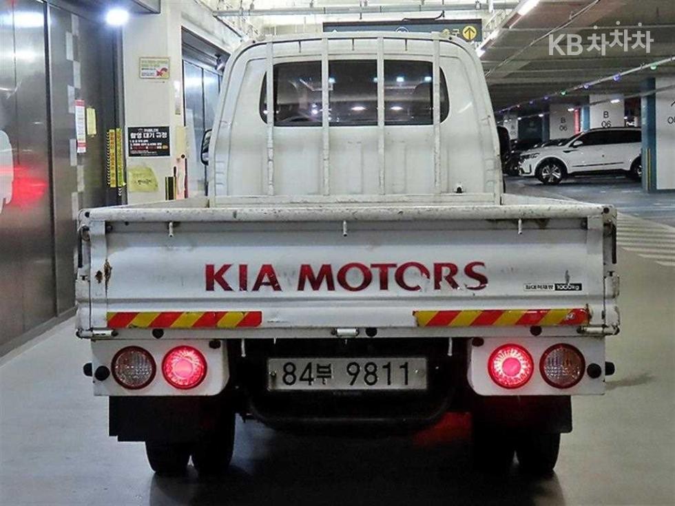 2015 - kia bongo iii