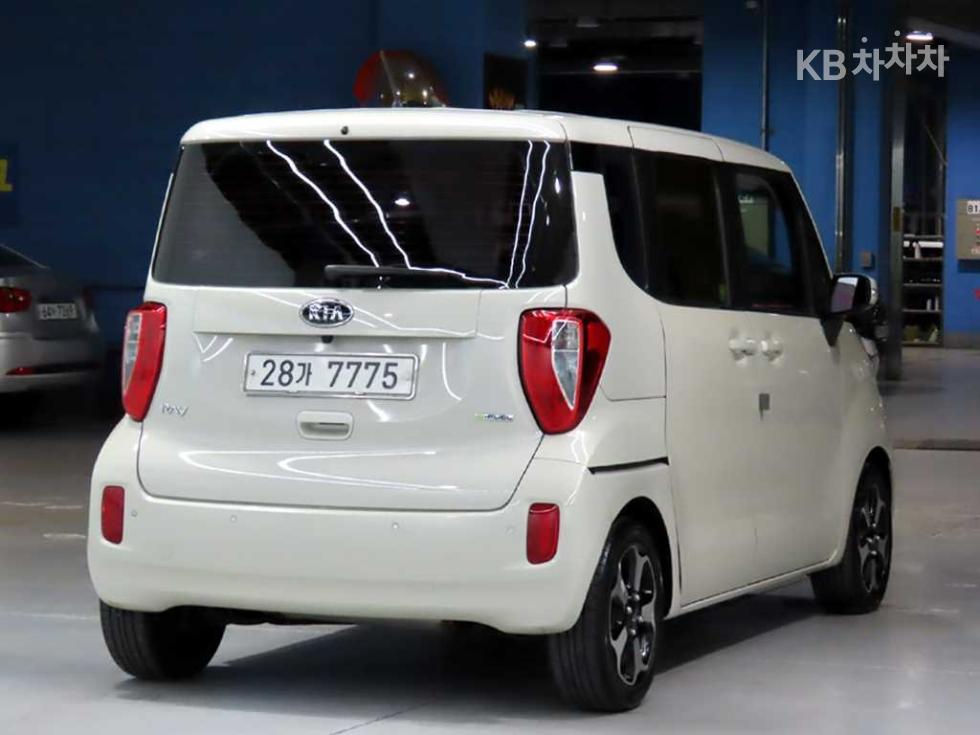 2012 - kia ray