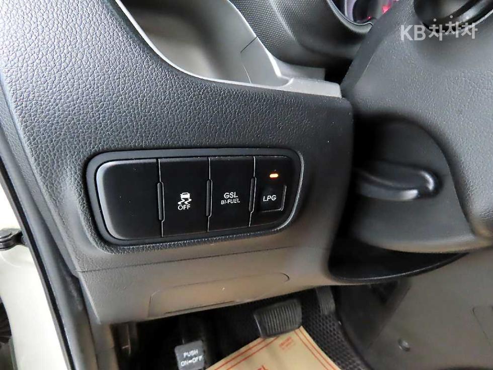 2012 - kia ray