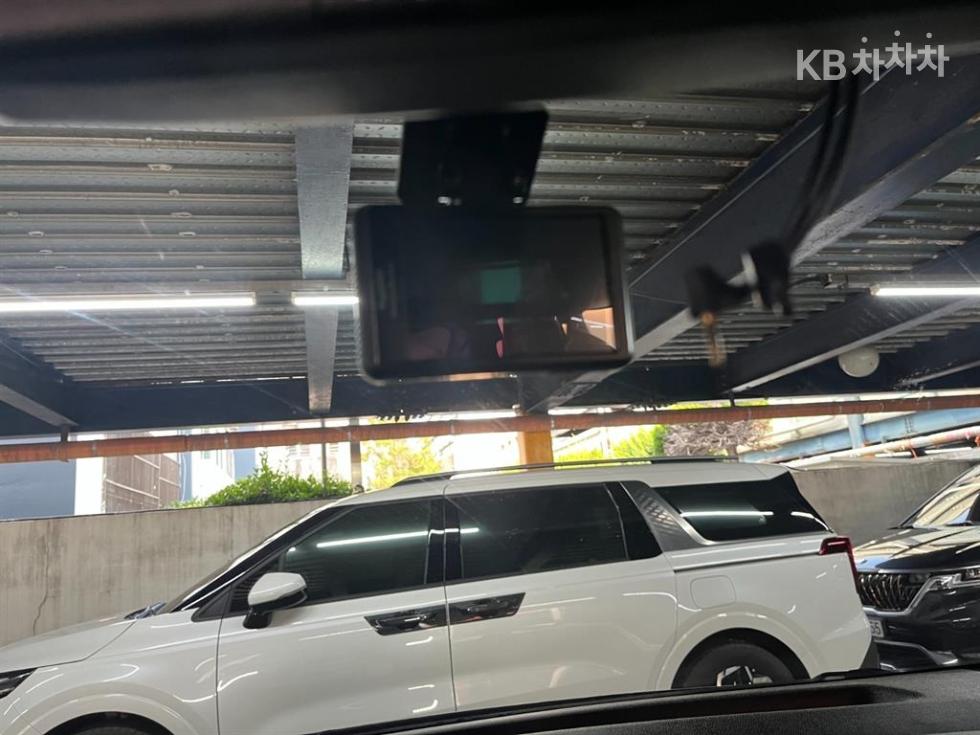 2018 - kia carnival